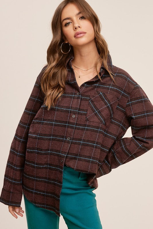 CLASSIC LONG SLEEVE BUTTON DOWN PLAID SHIRT IN DARK BROWN