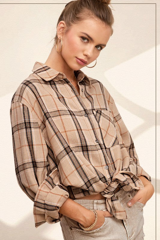 BUTTON DOWN PLAID SHIRT IN TAN