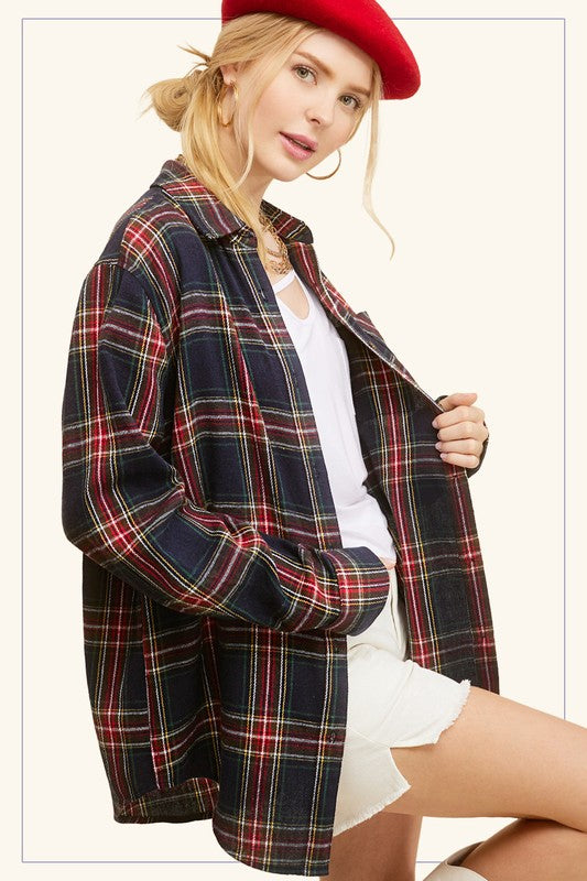 LOOSE FIT PLAID BUTTON DOWN SHIRT