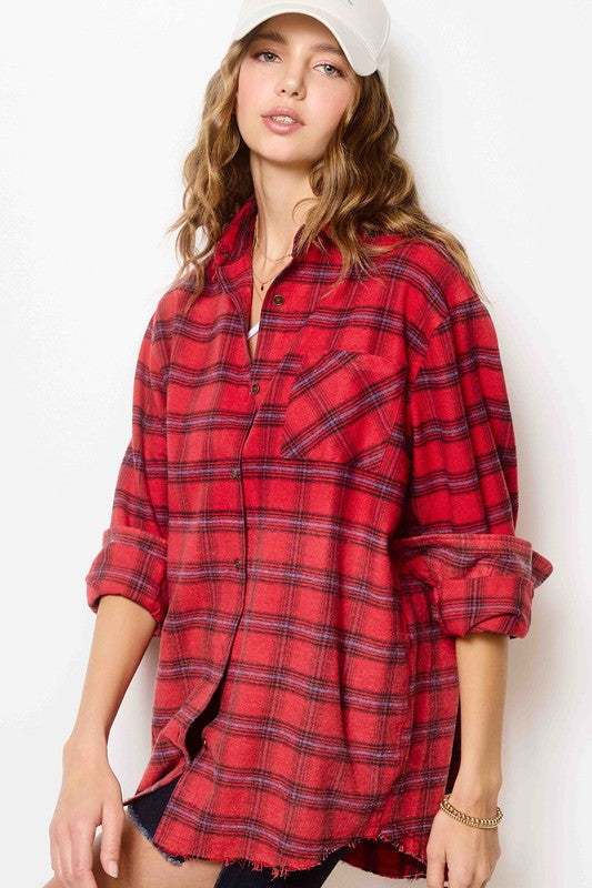 RAW EDGE TWO-TONE WASH BUTTON DOWN PLAID SHIRT IN Red