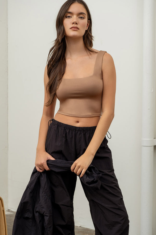 REVERSIBLE CROPPED SQUARE NECK TANK in Mocha