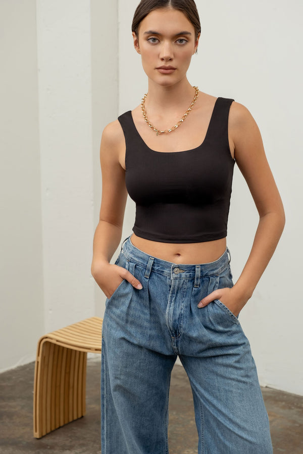 REVERSIBLE CROPPED SQUARE NECK TANK in Black