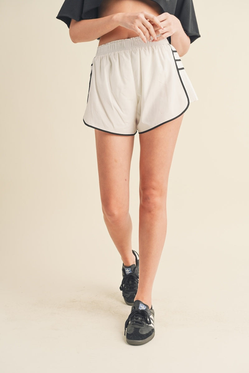 On Point Pleated Shorts (White)