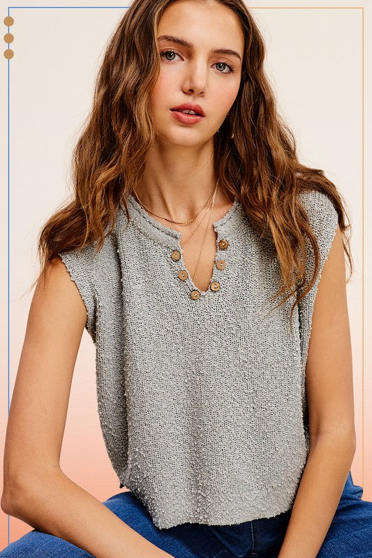 Slouchy Cropped Sleeveless Sweater Top in Cloud