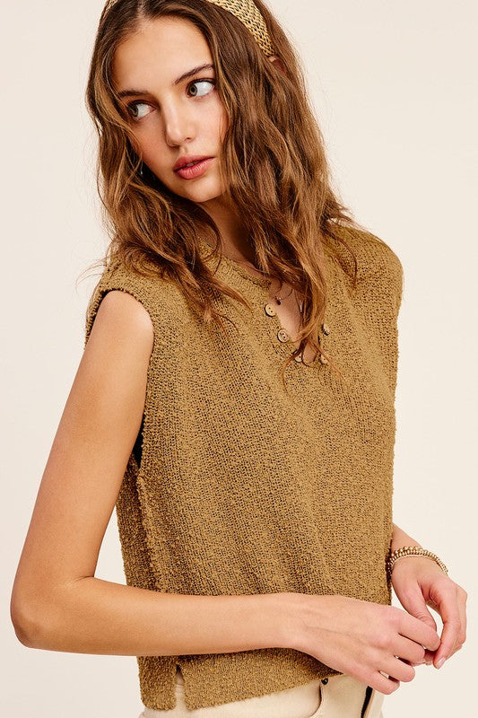 Slouchy Cropped Sleeveless Sweater Top in Carmel