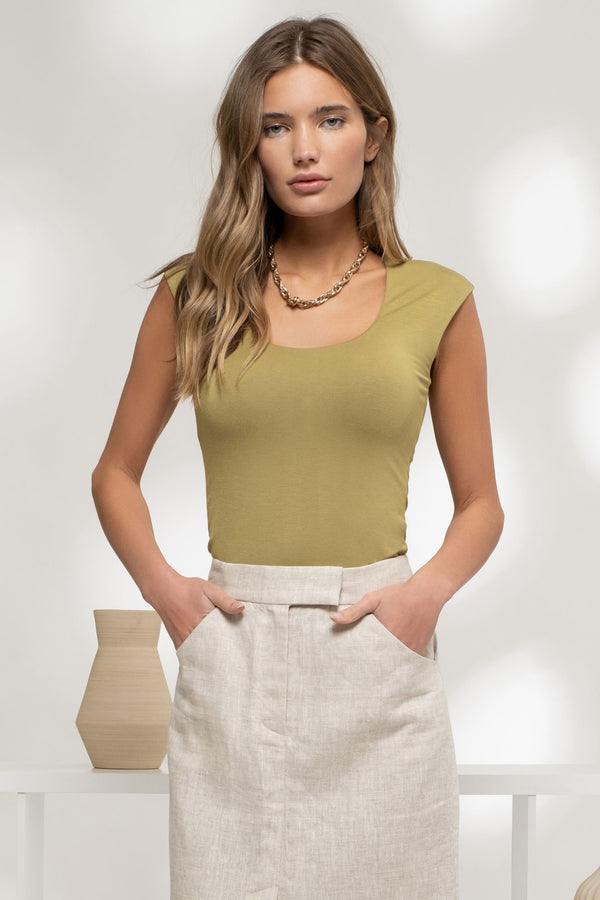 REVERSIBLE KNIT SLEEVELESS CROP TOP in Olive