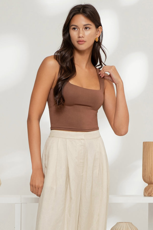 REVERSIBLE CROPPED SQUARE NECK TANK in Chocolate