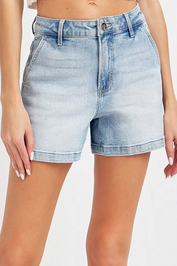 High Rise Shorts in Light Wash (SIZE S-XL)