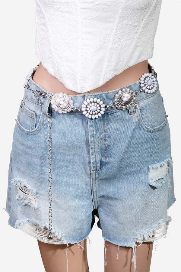 Concho Disc Flower Chain Belt in Silver