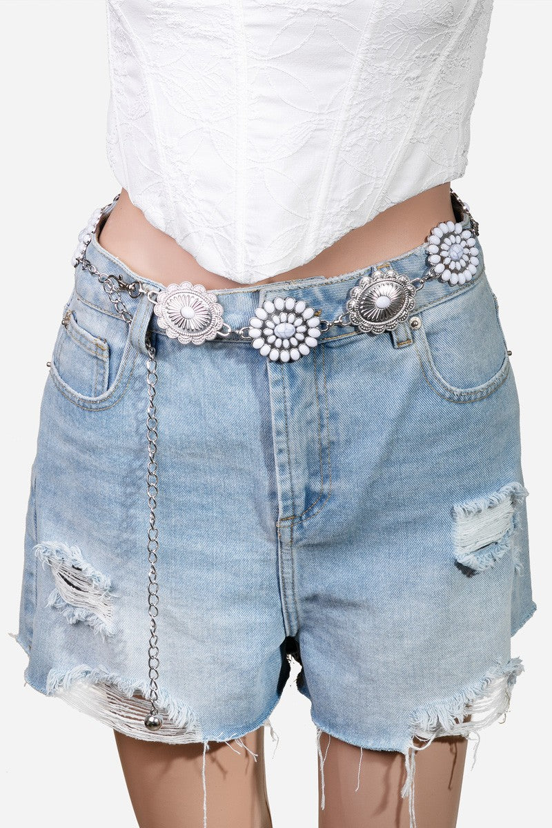 Concho Disc Flower Chain Belt in Silver