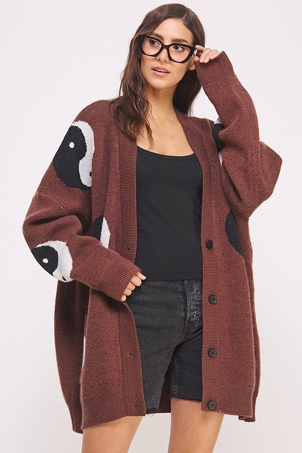 OVER SIZED YIN YANG CARDIGAN in Brown