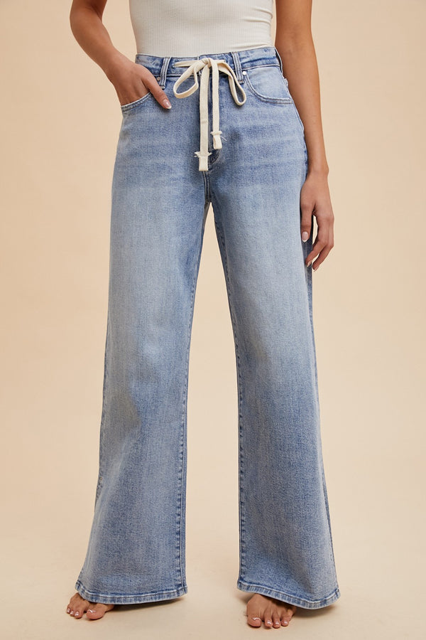 Waist Strap Detail Stretch Side Slit Wide Leg Jean