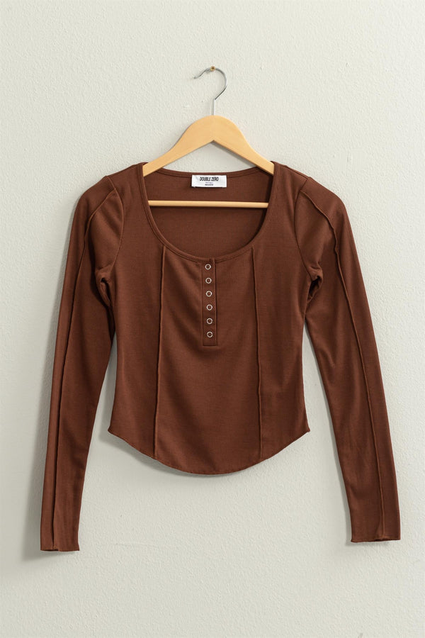 RIBBED LONG SLEEVE BUTTON FRONT TOP (CHESTNUT)