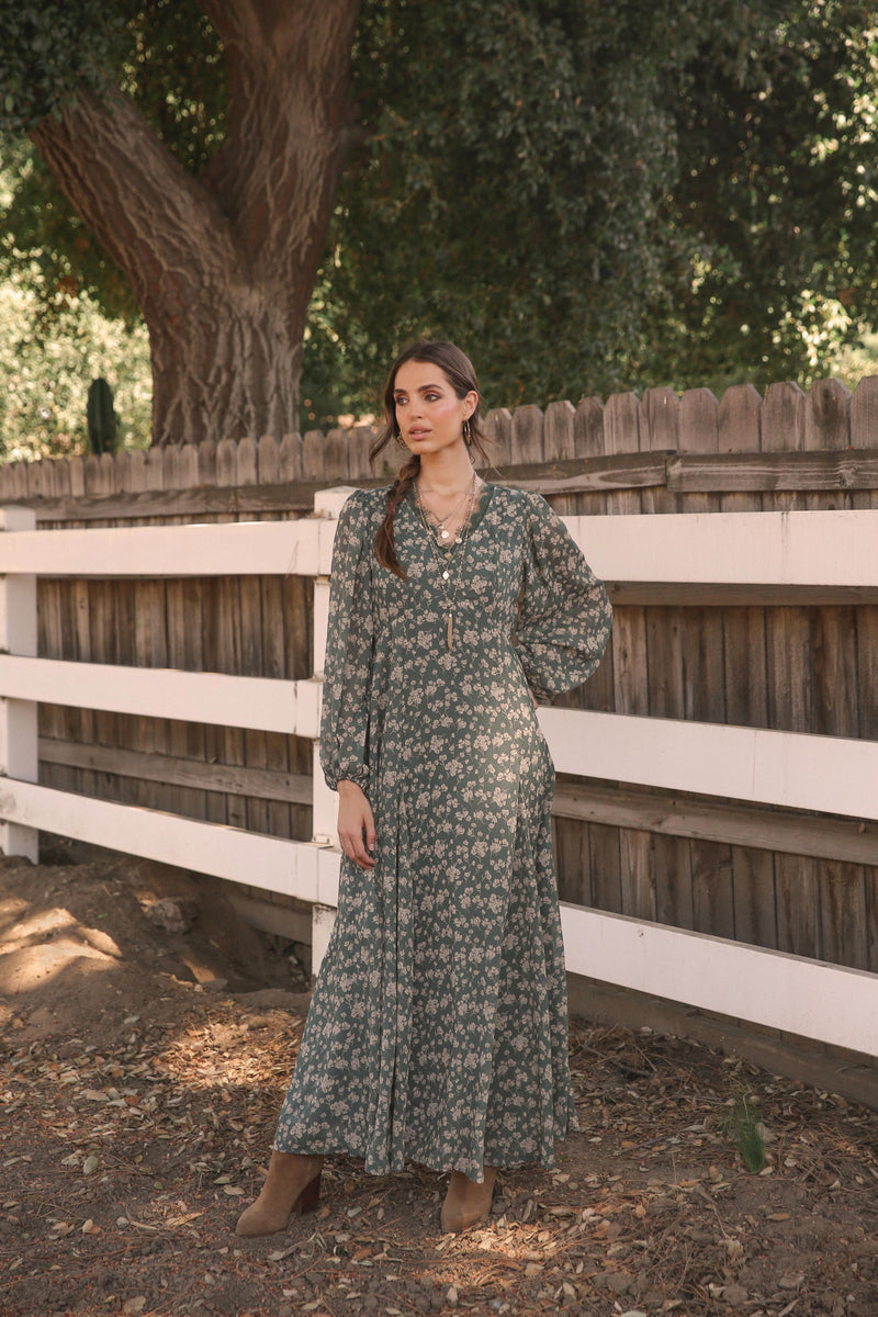 FLORAL LACE MAXI DRESS (Eucalpytus)