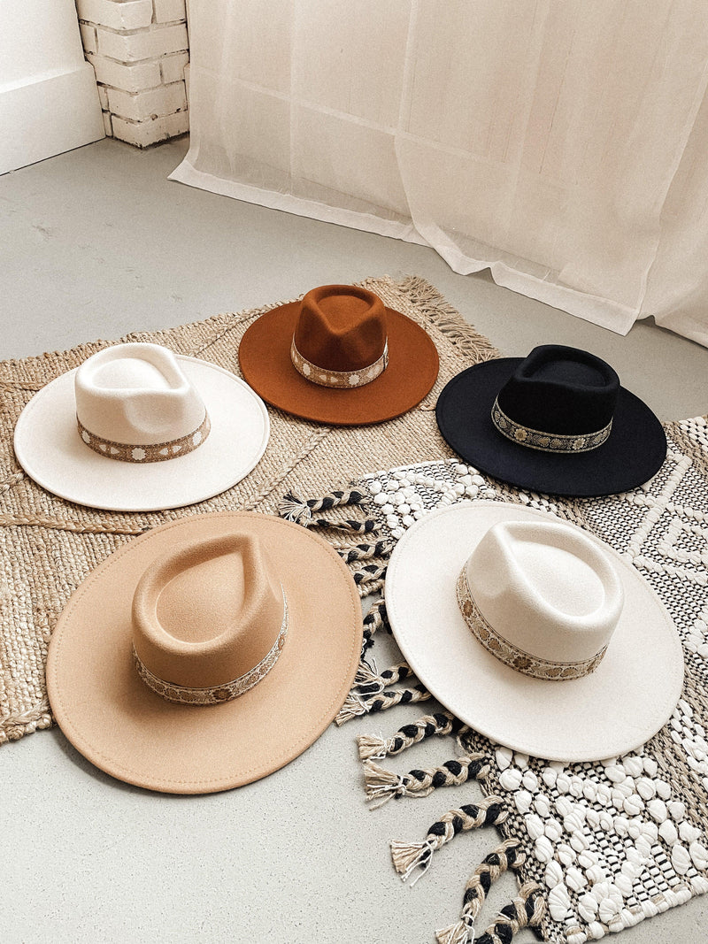 Willow Felt Wide Brim Rancher (Ivory & Gold Band)