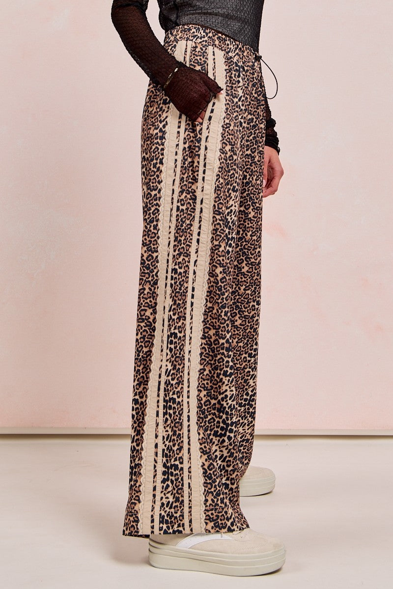 Leopard Printed Track Pants Side Contrast Lace Details (S-XL available)