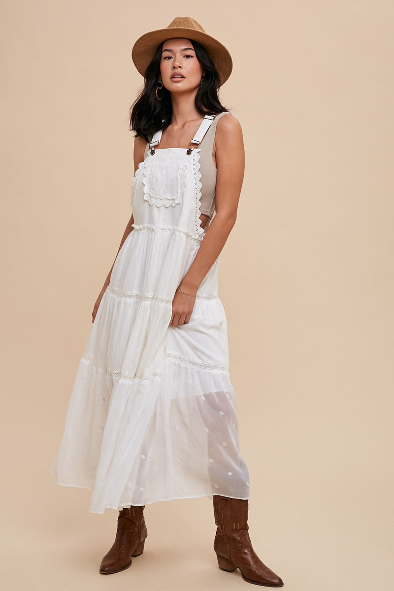EMBROIDERED SKIRTALL WITH LACE INSETS in Off White