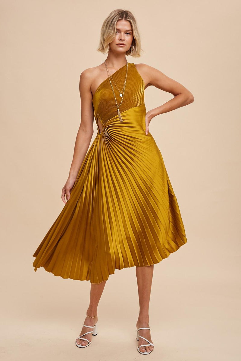 ACCORDION PLEATED ONE SHOULDER DRESS in Gold