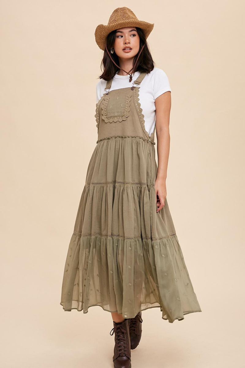 EMBROIDERED SKIRTALL WITH LACE INSETS in Olive