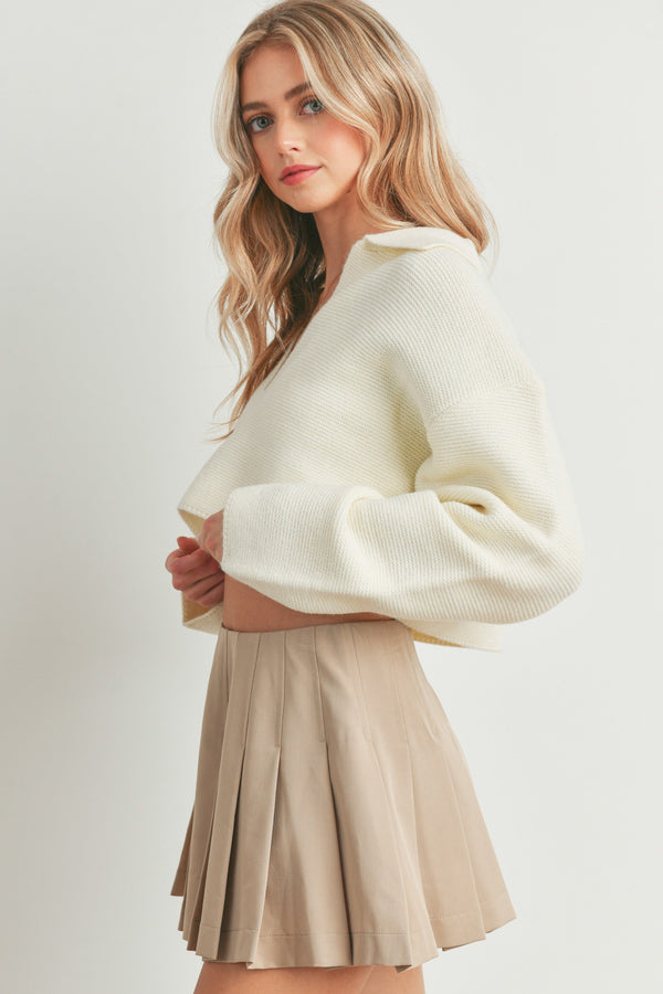 Keely V-NECK COLLAR WITH DROP SHOULDER SWEATER TOP in Ivory