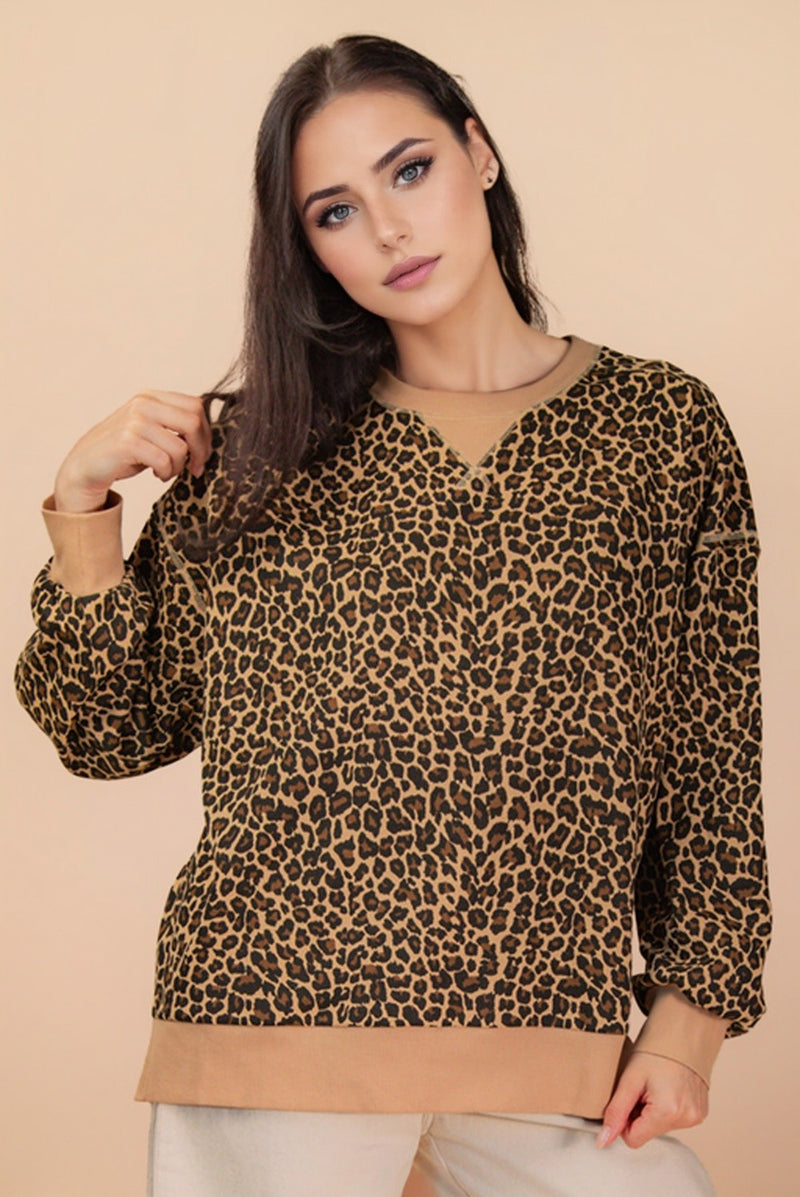 Leopard Printed Knit Casual Top