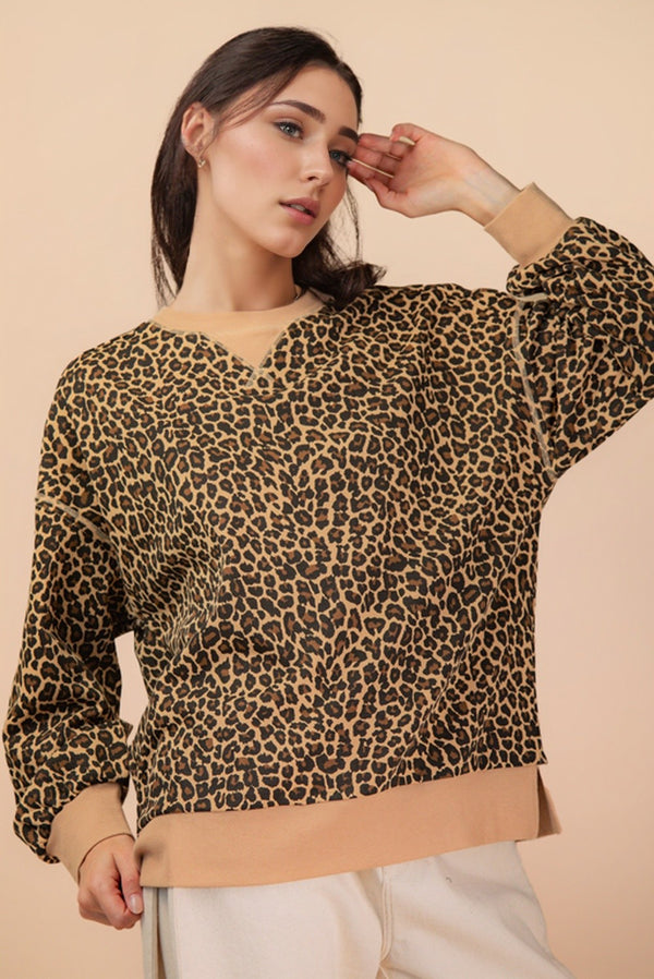 Leopard Printed Knit Casual Top