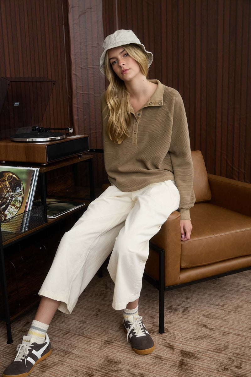 Mock Neck Half Snap Button Long Sleeve Knit Op in Brown