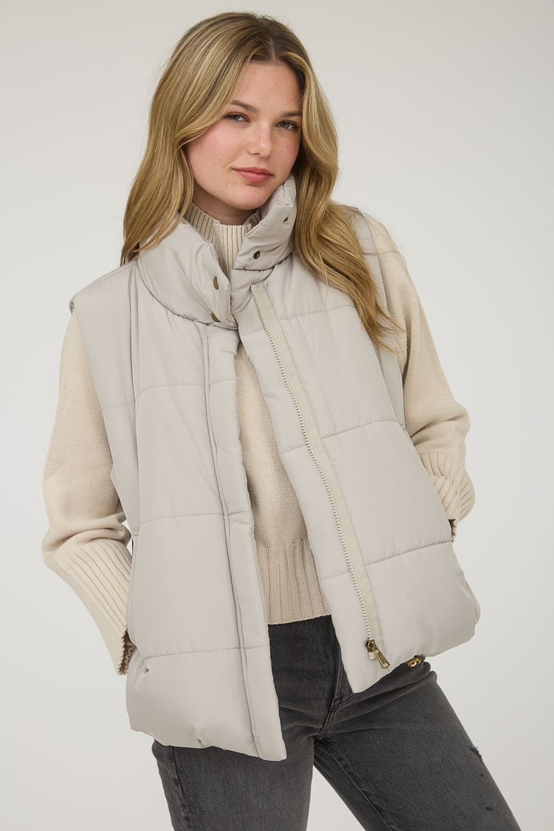 Solid Zip Up Puffer Vest in Cement