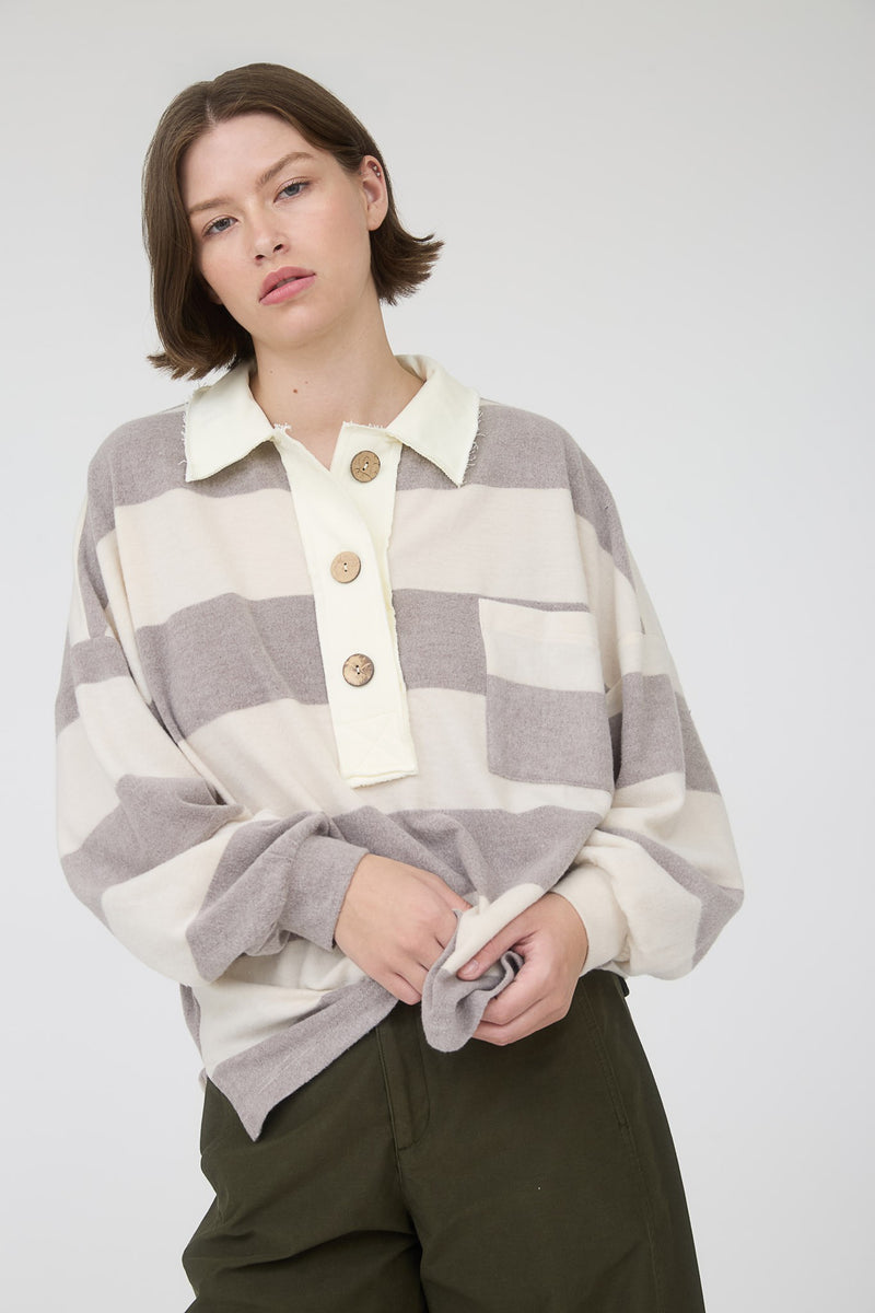 Washed Stripe Contrast Collar Long Sleeve Knit Top in Charcoal