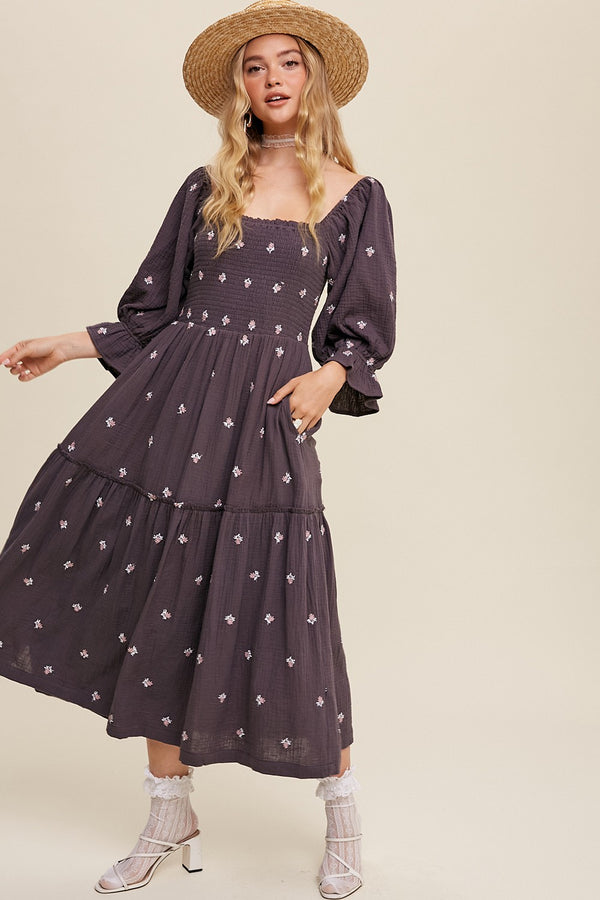 Ditzy Floral Embroidery Puff Sleeve Maxi Dress in Midnight