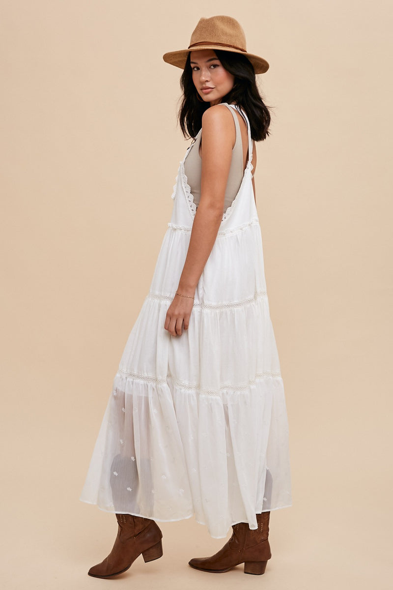 EMBROIDERED SKIRTALL WITH LACE INSETS in Off White