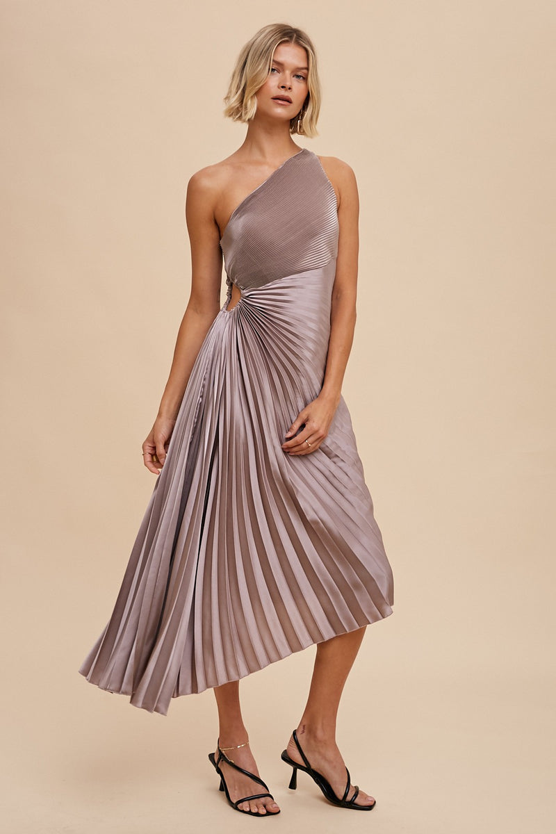 ACCORDION PLEATED ONE SHOULDER DRESS in Cashmere