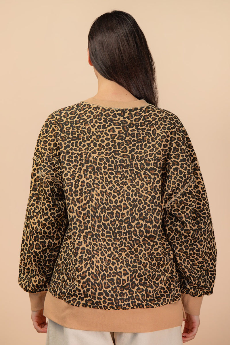 Leopard Printed Knit Casual Top