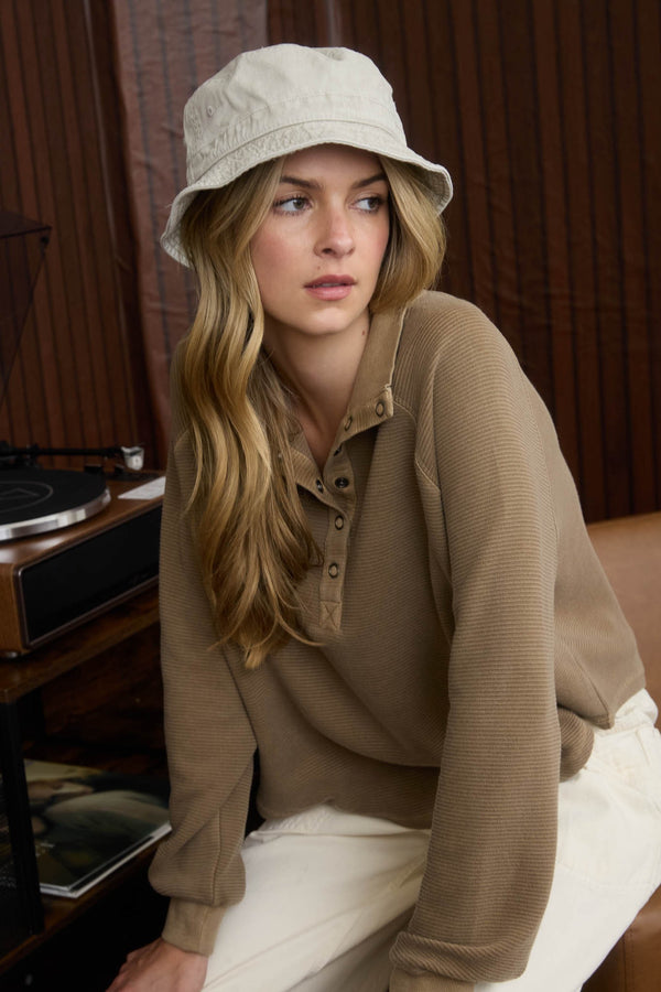 Mock Neck Half Snap Button Long Sleeve Knit Op in Brown