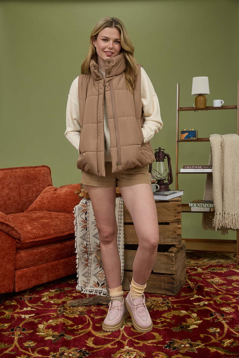 Solid Zip Up Puffer Vest in Cocoa