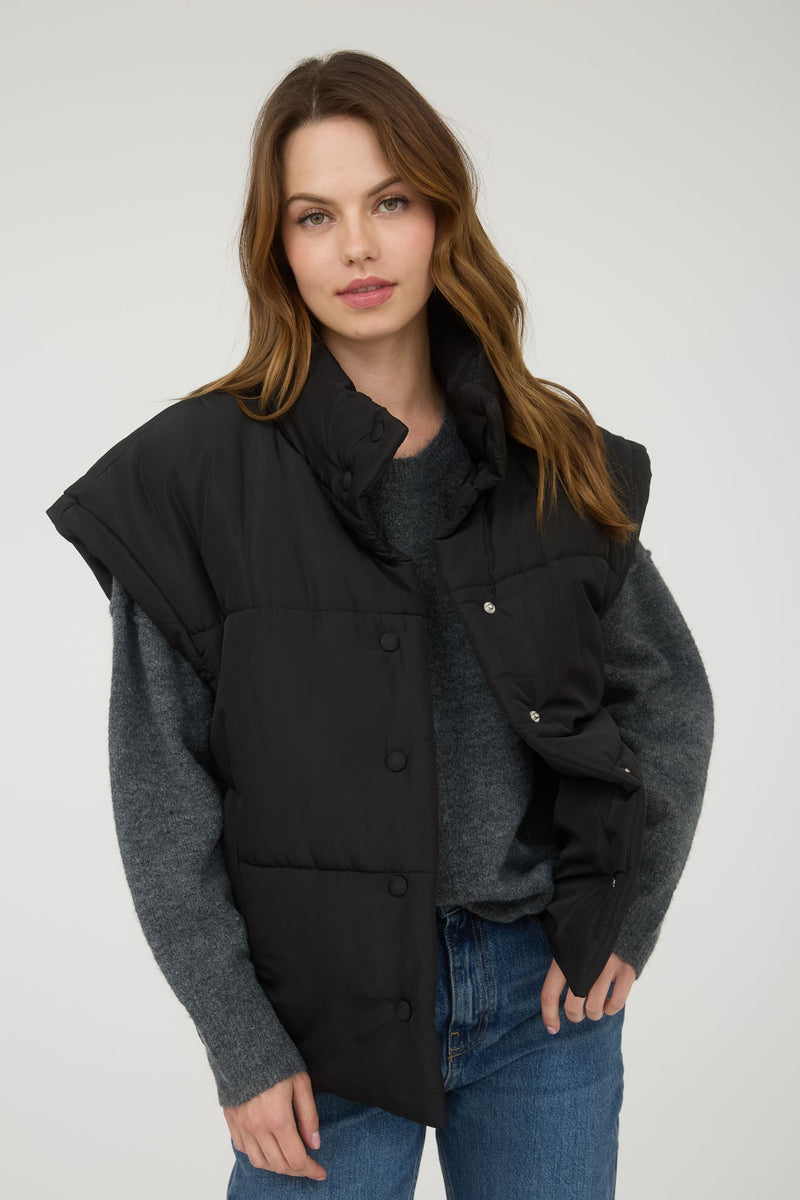 Oversized Snap Button Puffer Vest in Black