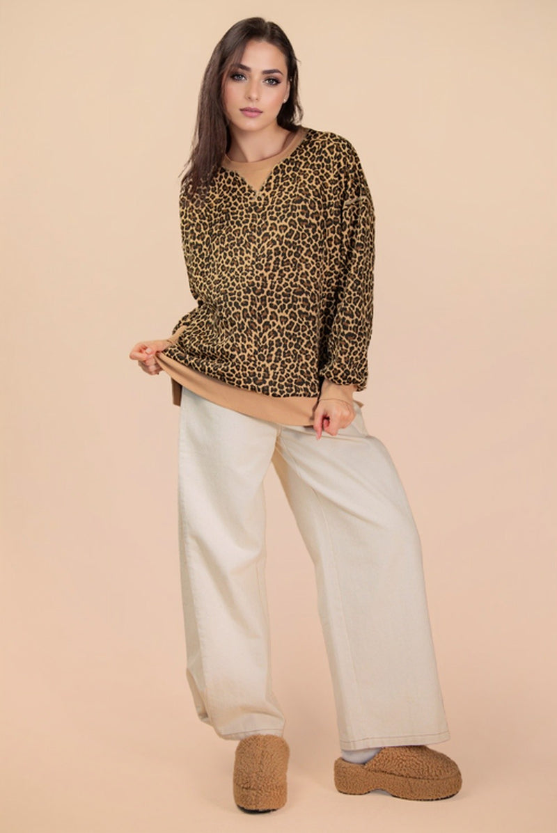 Leopard Printed Knit Casual Top